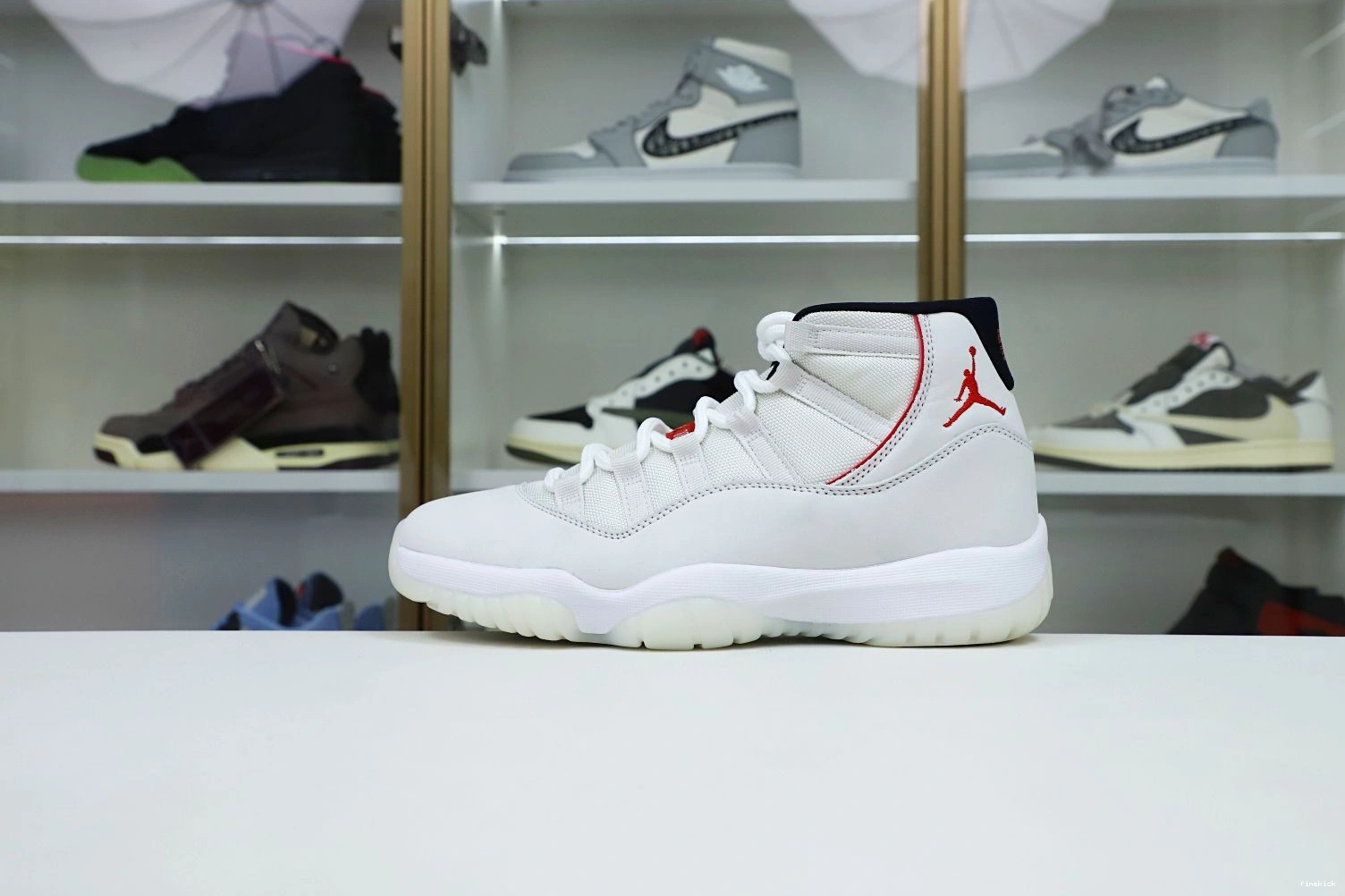XI AIR JORDAN TINT PLATINUM RETRO 11 0726